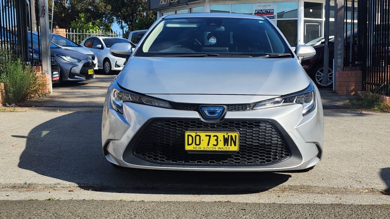 Corolla Touring Hybrid