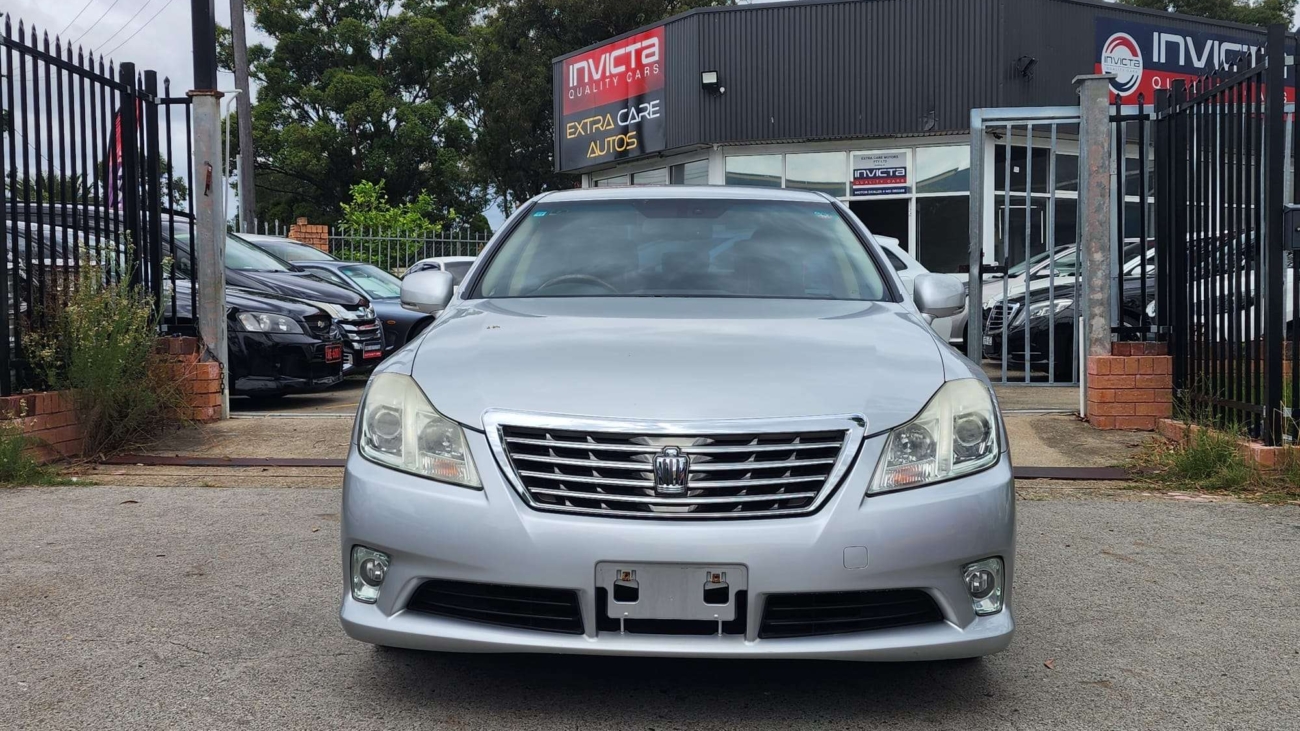 Crown Toyota 2012