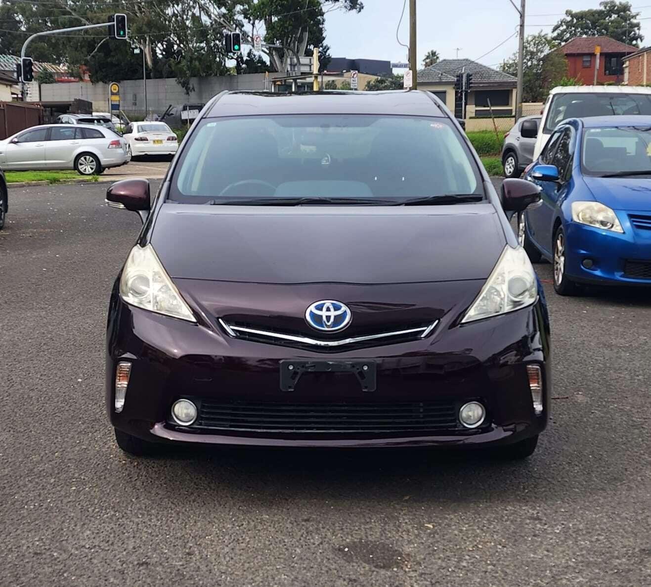Toyota Prius V